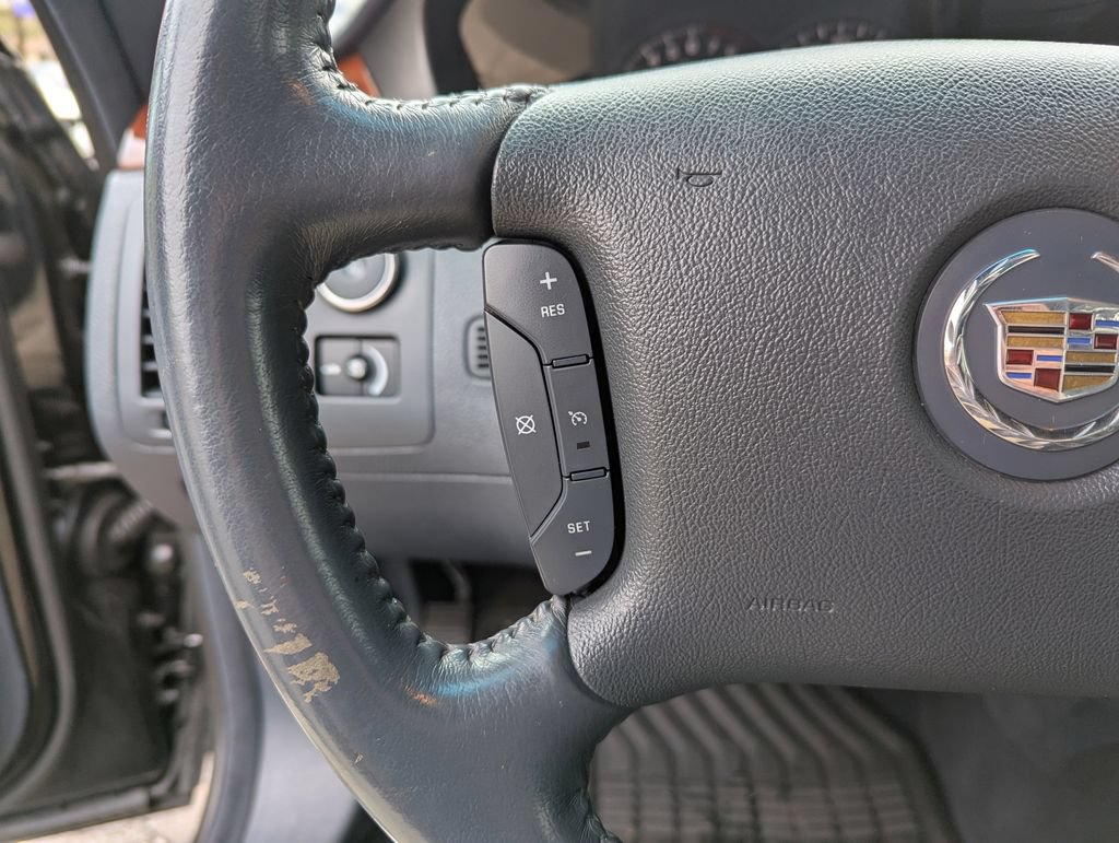 Used 2007 Cadillac DTS FWD image 16