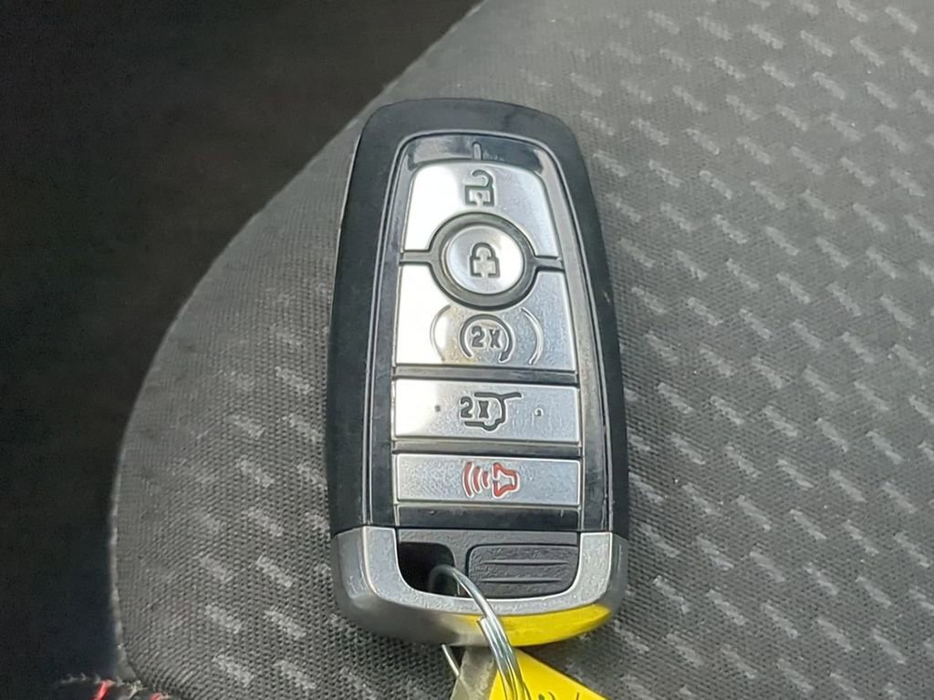 Used 2023 Ford Escape ST-Line Select w/ Tech Pack #2 AWD/4WD image 29