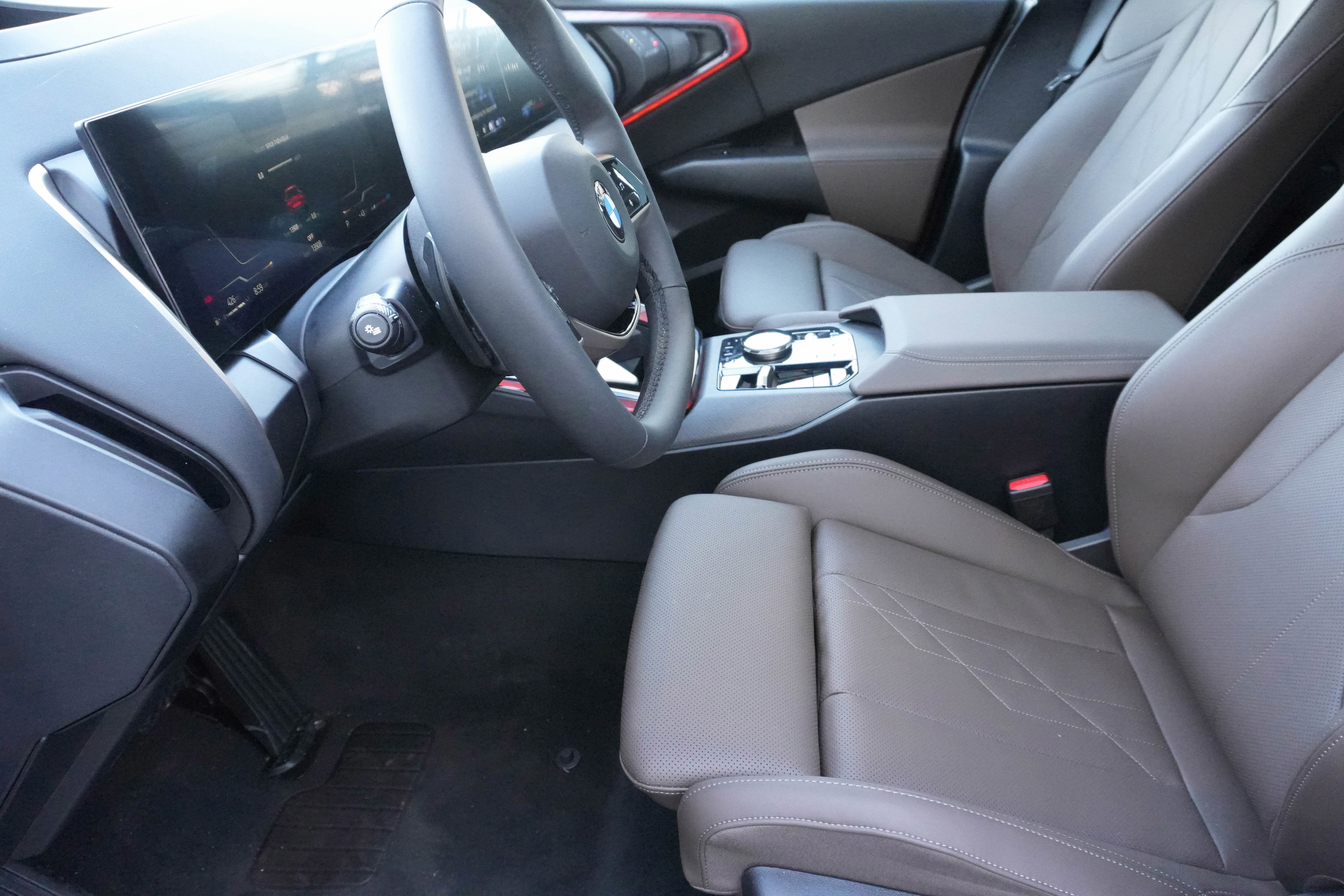 Certified 2025 BMW X3 xDrive30i image 12