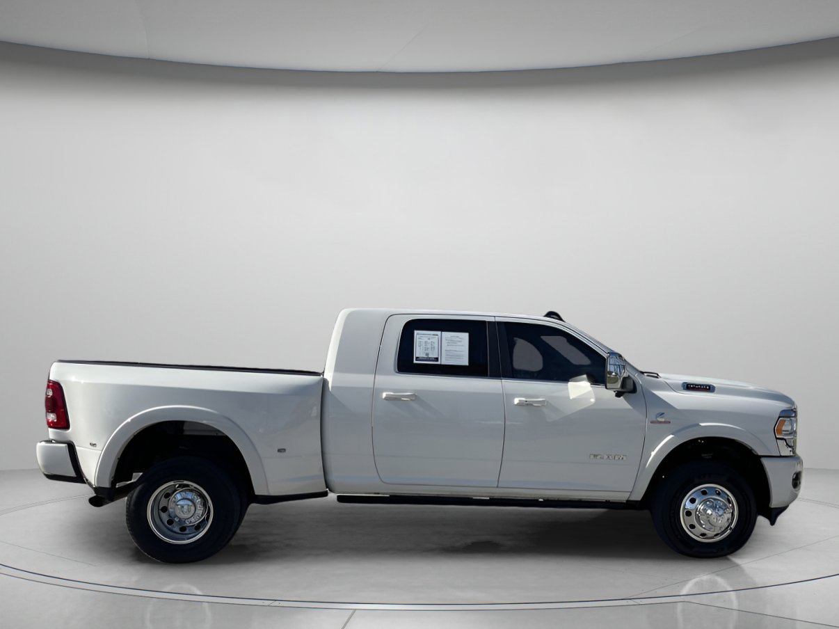 Used 2023 RAM 3500 Limited image 2