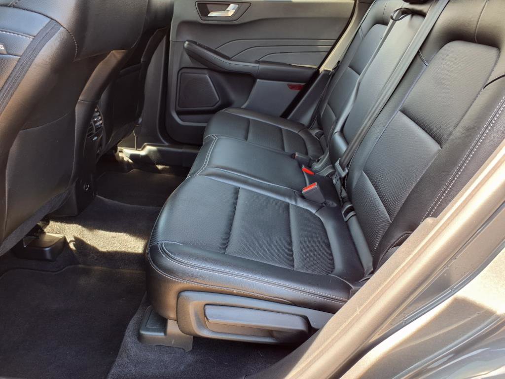 Certified 2022 Ford Escape SEL image 12