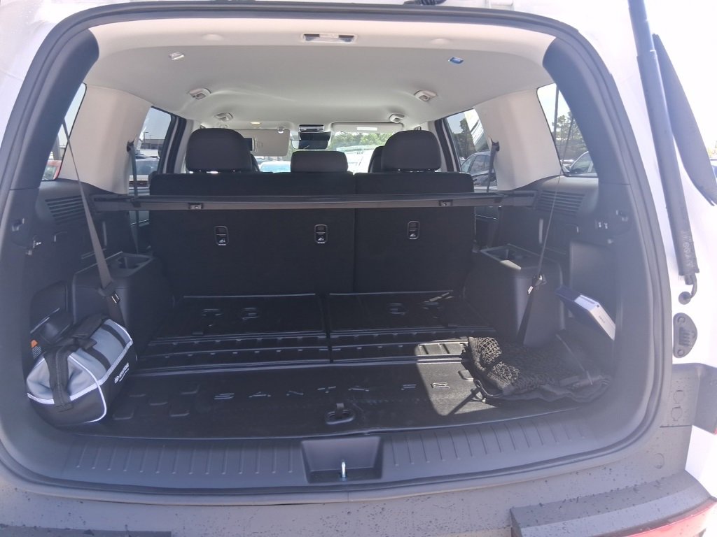 New 2026 Hyundai Santa Fe SE image 14