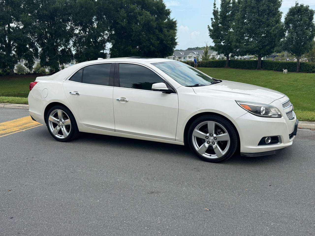Used 2013 Chevrolet Malibu LTZ FWD image 38