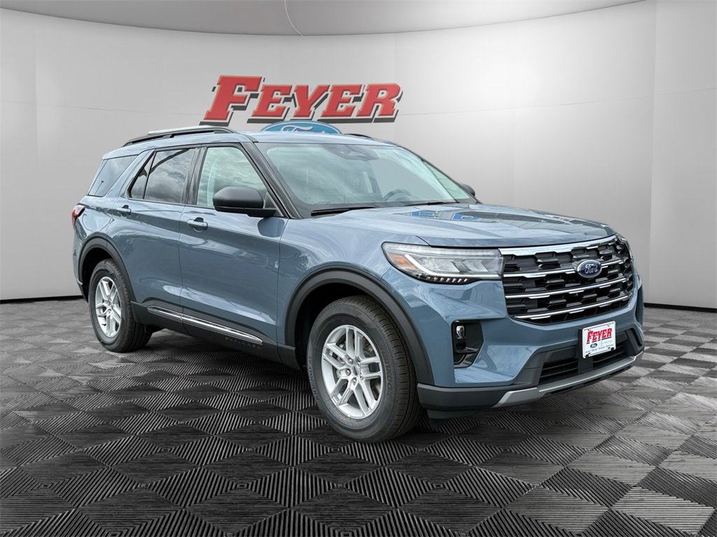 New 2025 Ford Explorer Active w/ Active Comfort Package image 3