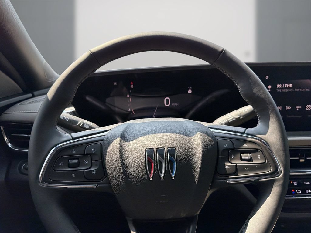 Certified 2025 Buick Envista Avenir FWD image 22