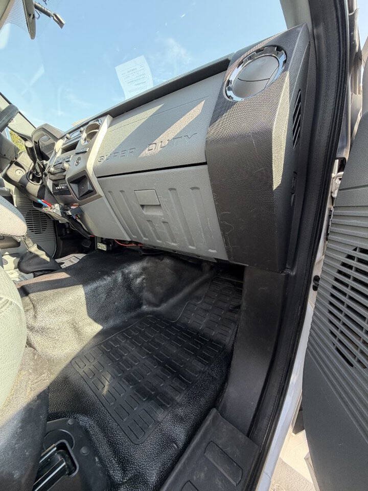 Used 2022 Ford F650 2WD Regular Cab Super Duty image 46