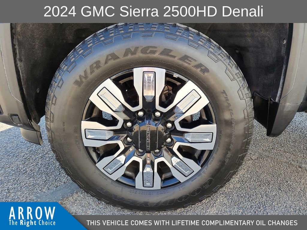 Used 2024 GMC Sierra 2500 Denali w/ Technology Package image 17