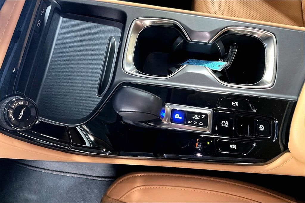 Used 2024 Lexus NX 250 FWD w/ Cold Area Package image 17