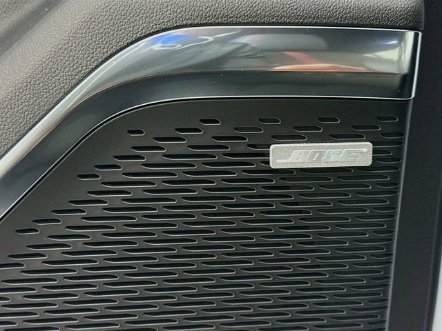 New 2026 Chevrolet Traverse RS image 21