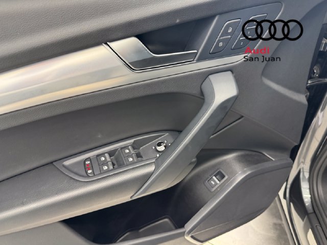 Used 2024 Audi Q5 2.0T Premium w/ Summer of Audi Package AWD/4WD image 29