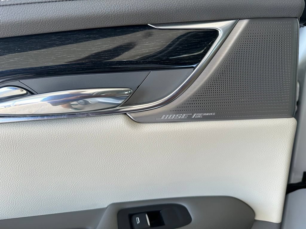 Used 2021 Cadillac XT6 Premium Luxury AWD/4WD image 27