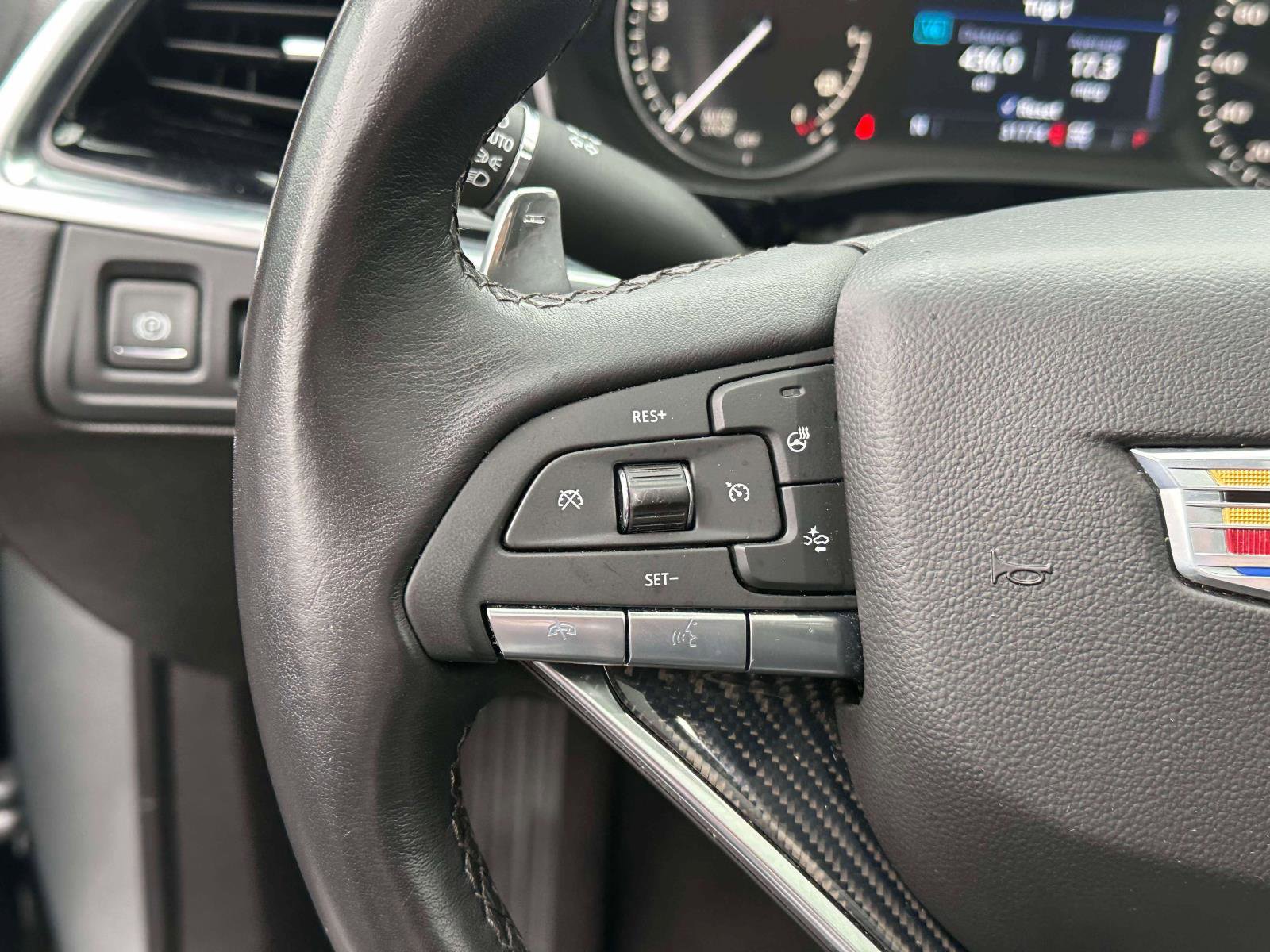 Used 2024 Cadillac XT6 Sport image 24