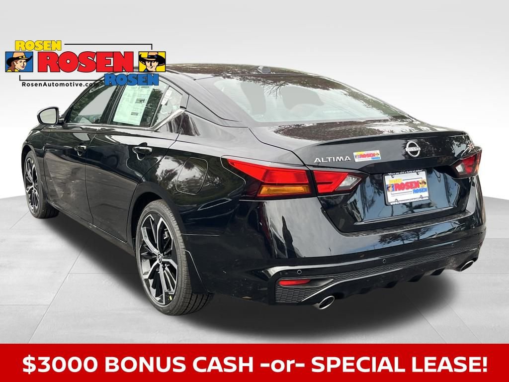 New 2025 Nissan Altima 2.5 SR w/ SR Premium Package image 3