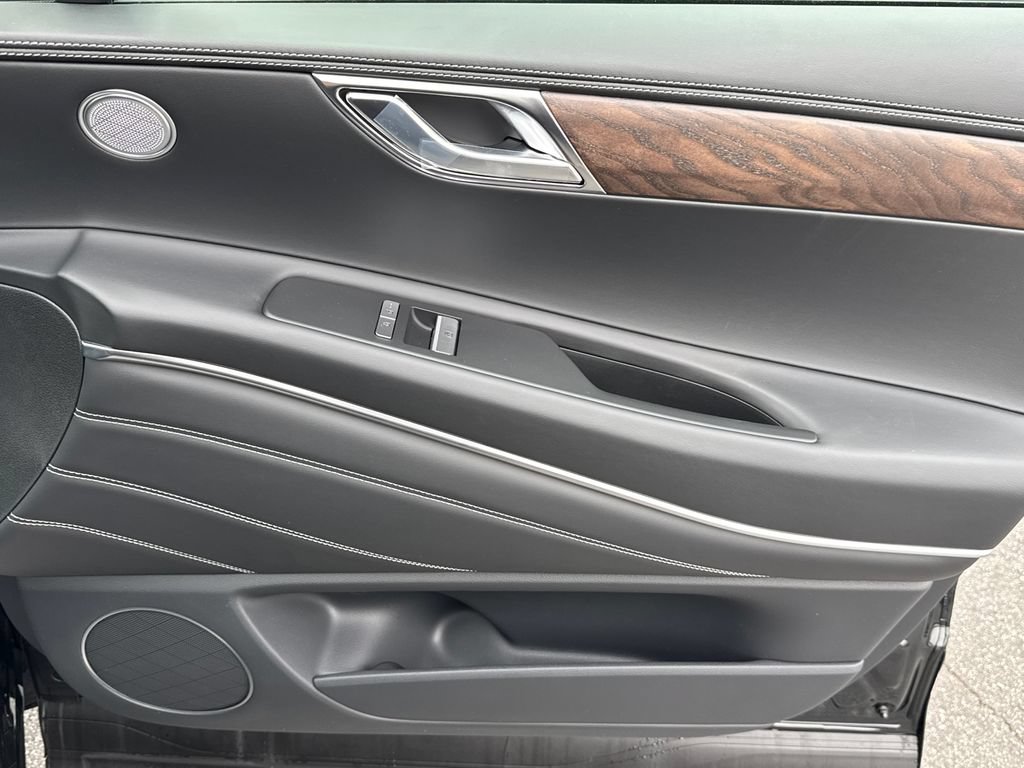 New 2026 Genesis GV80 2.5T Select AWD/4WD image 16