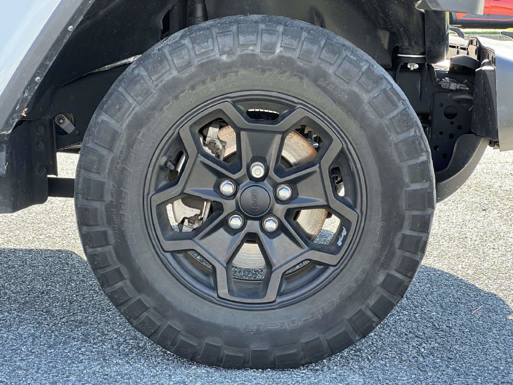 Used 2022 Jeep Gladiator Sport AWD/4WD image 6