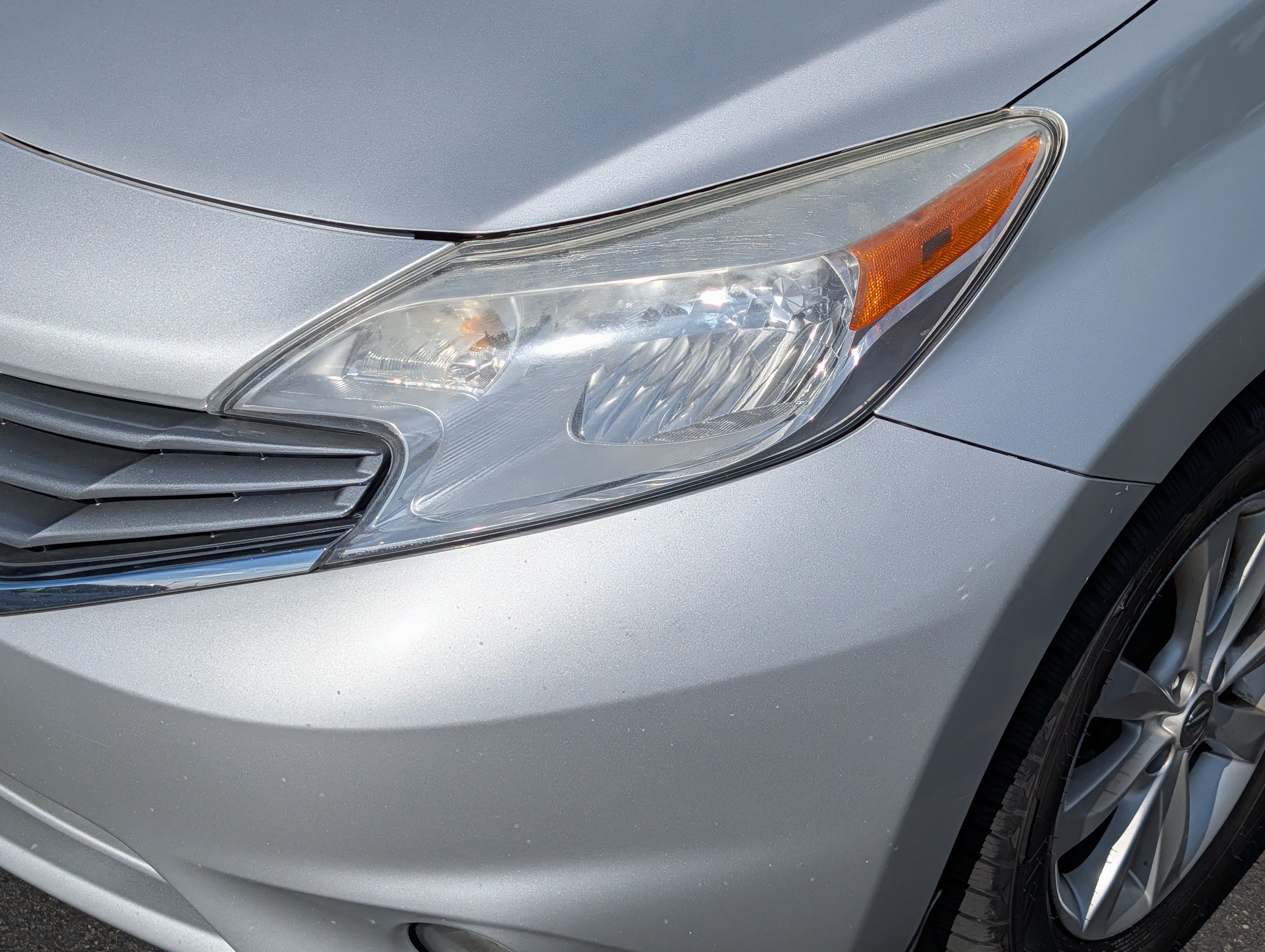 Used 2014 Nissan Versa Note SV w/ SL Package FWD image 16