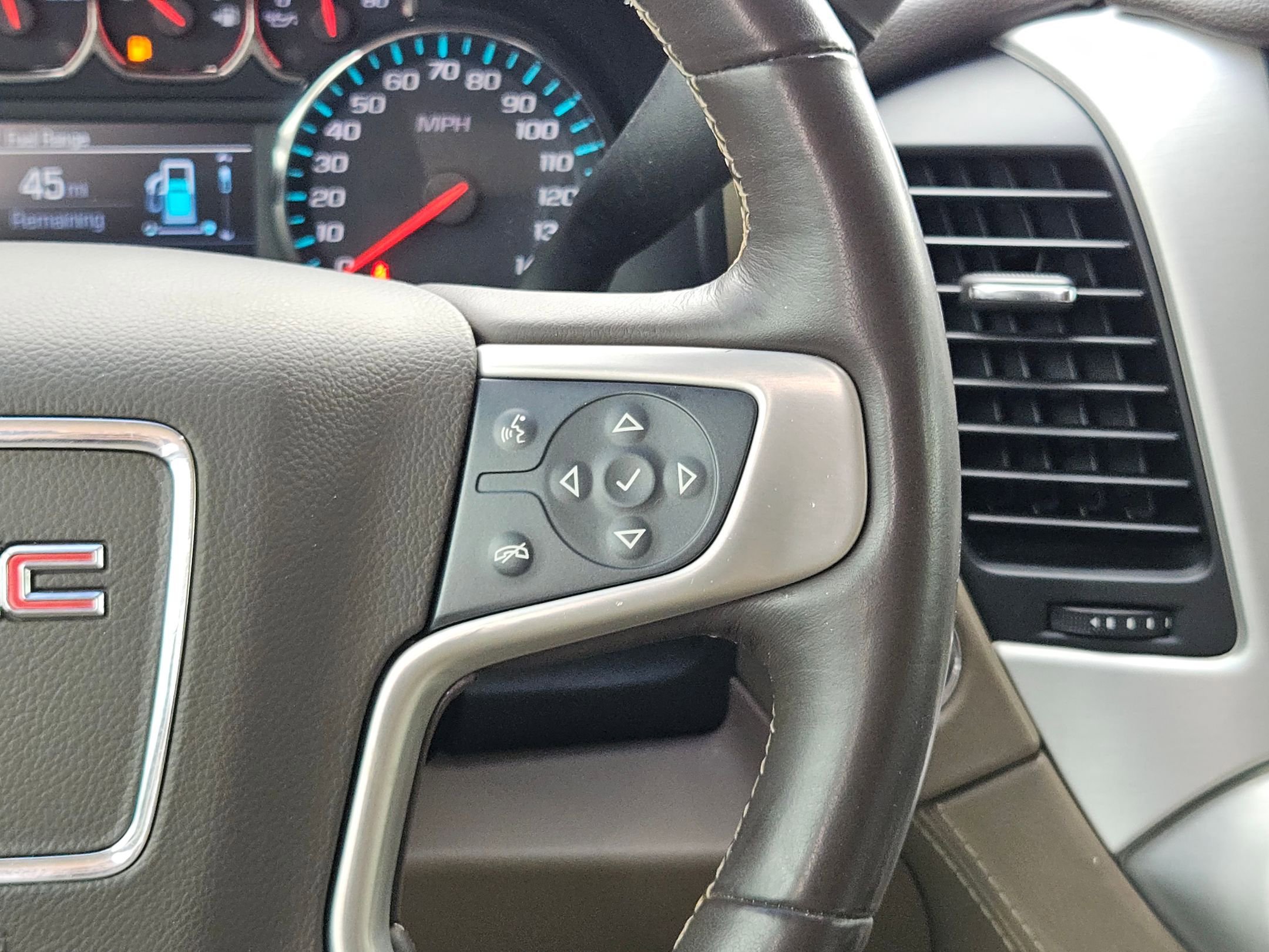 Used 2019 GMC Yukon XL SLT w/ Open Road Package image 22