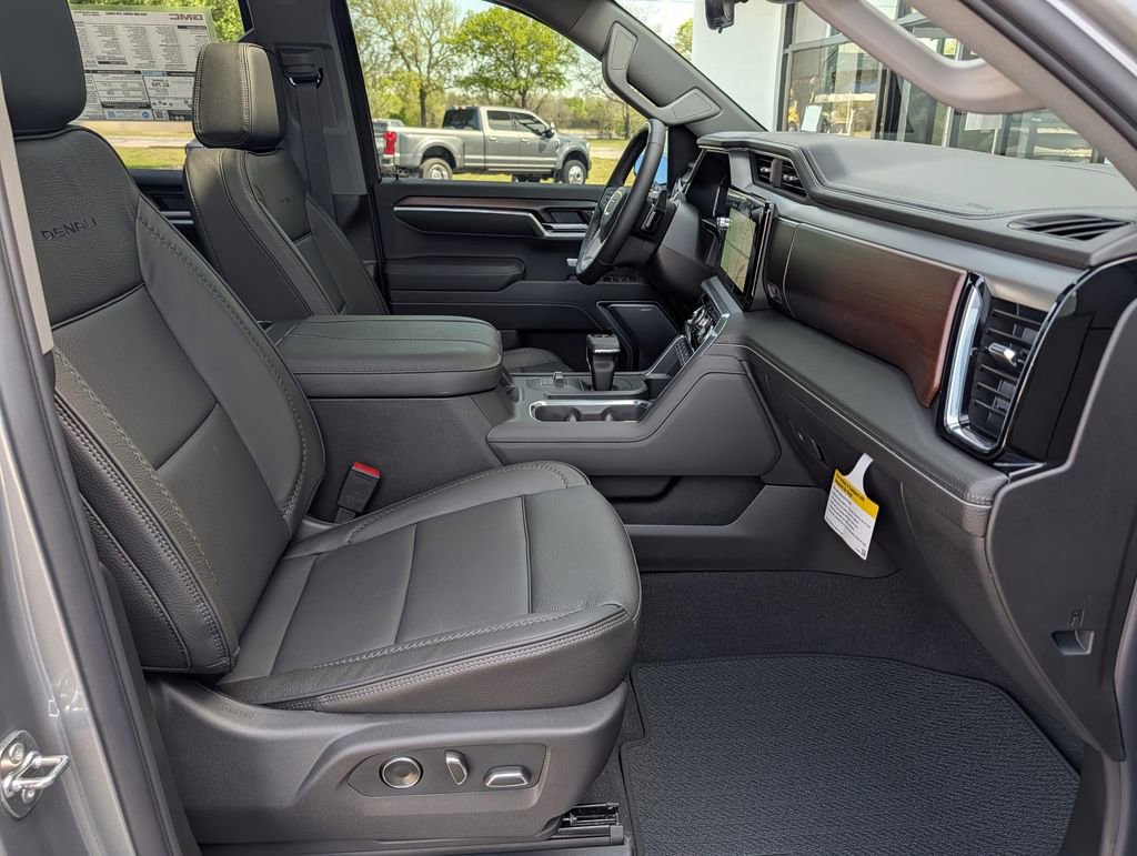 New 2026 GMC Sierra 1500 Denali AWD/4WD image 32