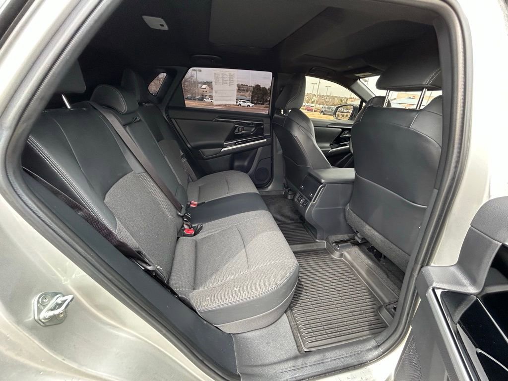 Used 2024 Toyota bZ4X XLE w/ Weather Package AWD/4WD image 31