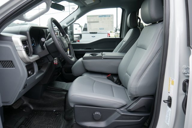 New 2025 Ford F350 XL w/ 360-Degree Camera Package image 2