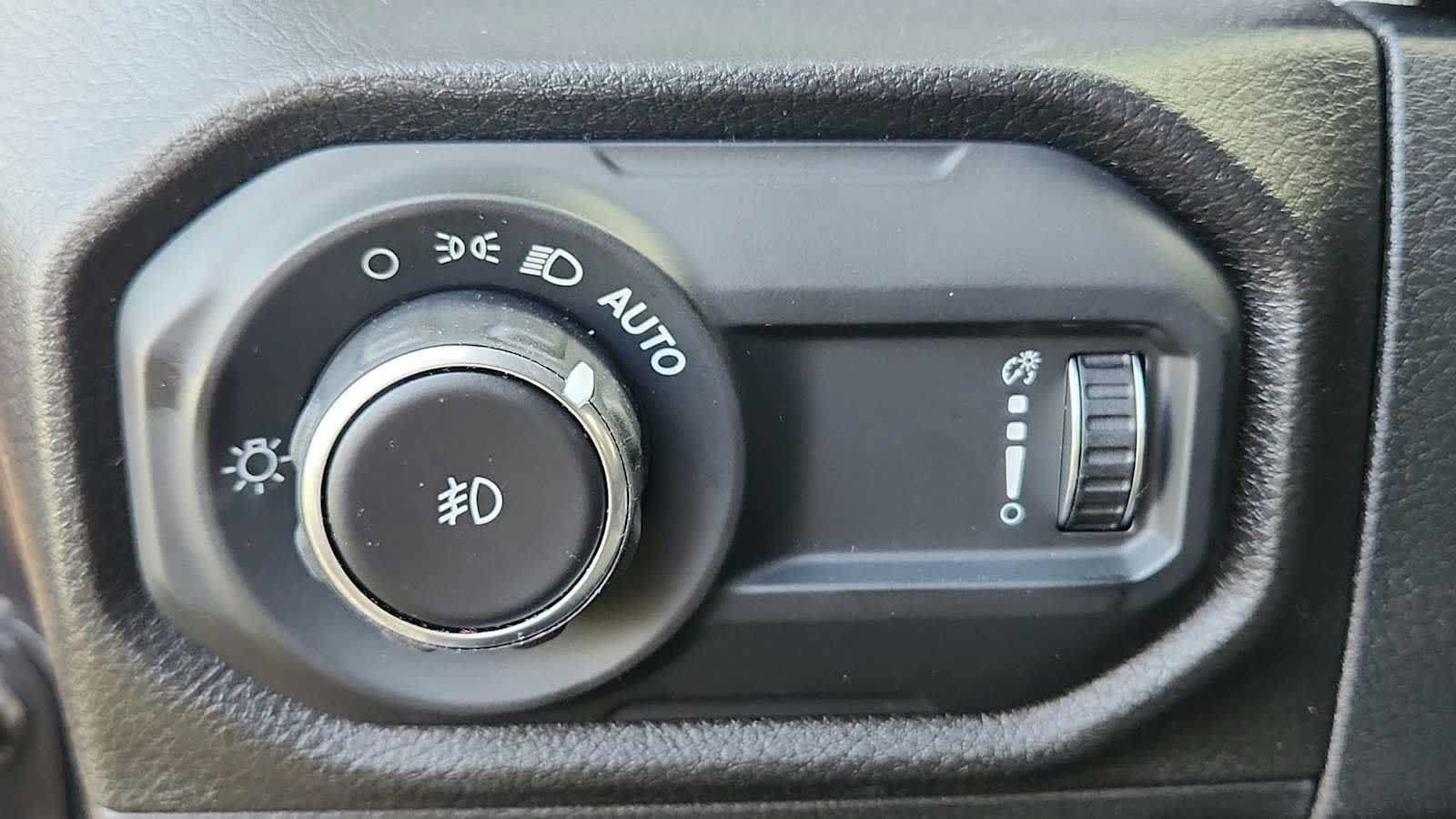 Used 2026 Jeep Wrangler Unlimited Sport AWD/4WD image 10
