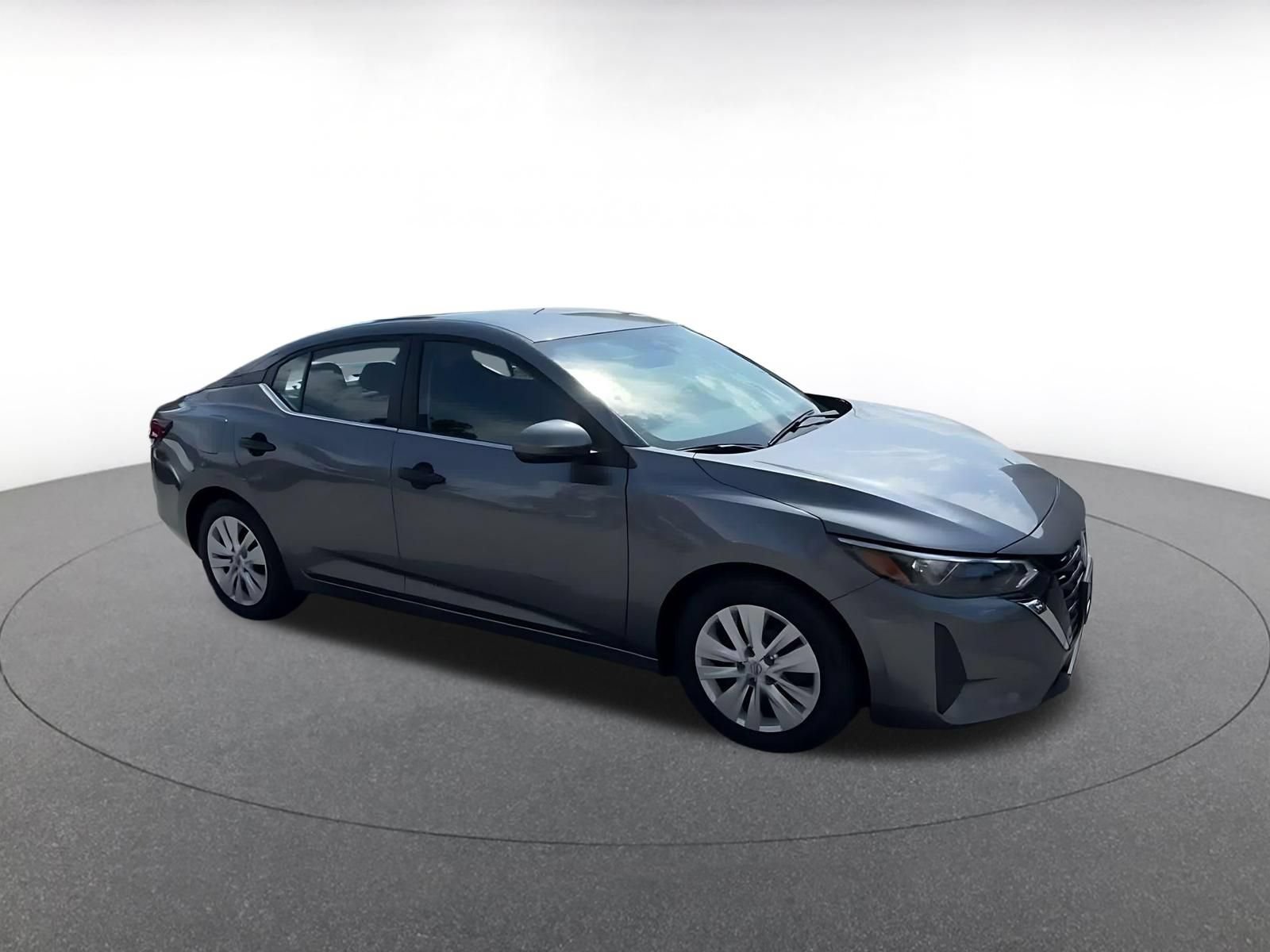 Used 2025 Nissan Sentra S FWD image 2