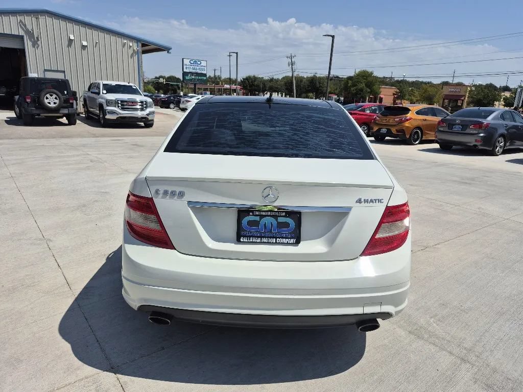 Used 2011 Mercedes-Benz C 300 4MATIC Sedan w/ Multimedia Pkg image 7