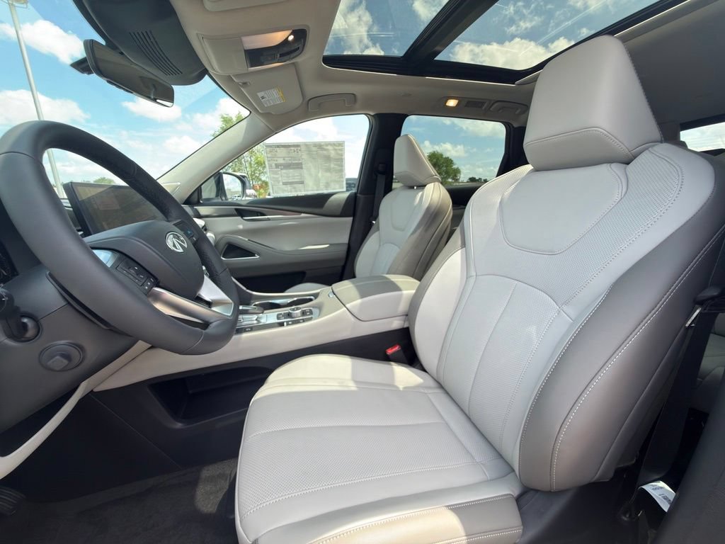 New 2027 INFINITI QX60 Luxe w/ Cargo Package AWD/4WD image 13