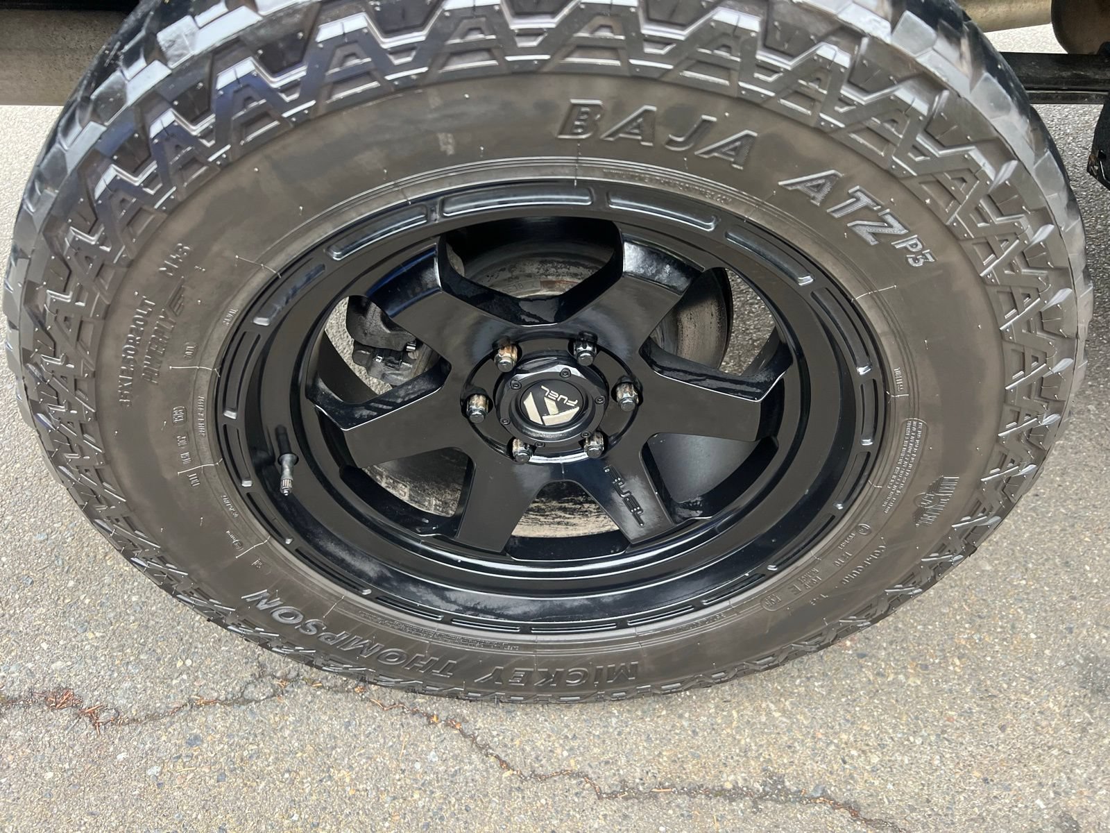 Used 2019 Chevrolet Silverado 1500 LTZ w/ LTZ Convenience Package AWD/4WD image 14