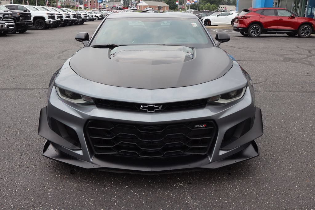 Used 2022 Chevrolet Camaro ZL1 RWD image 28