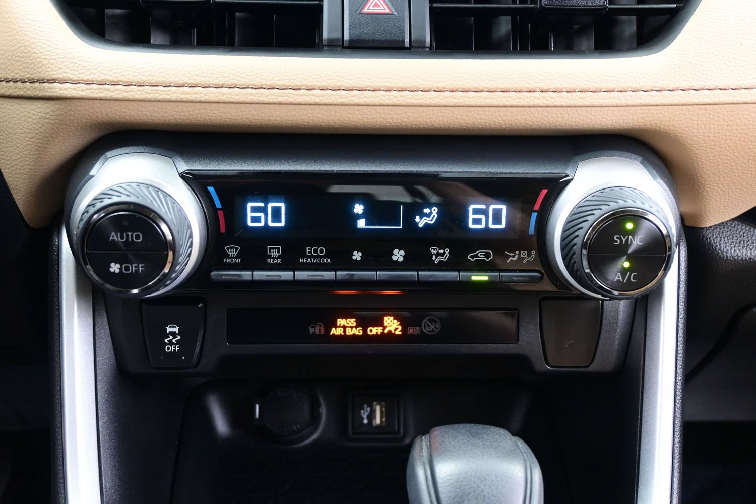 Used 2024 Toyota RAV4 XLE w/ Convenience Package AWD/4WD image 21