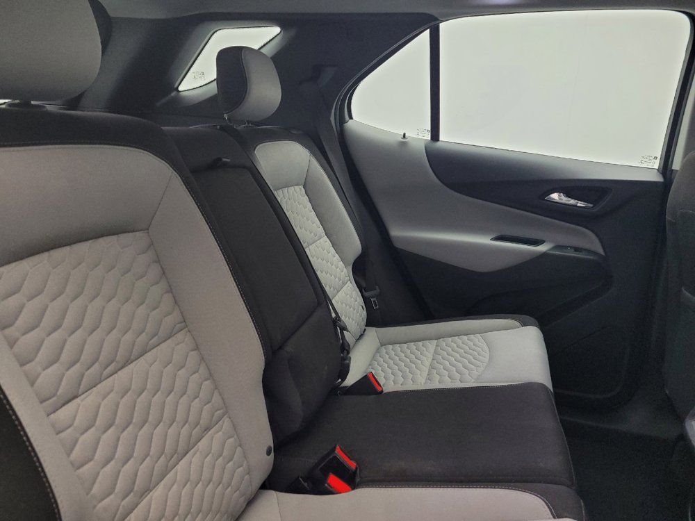 Used 2018 Chevrolet Equinox LS image 19