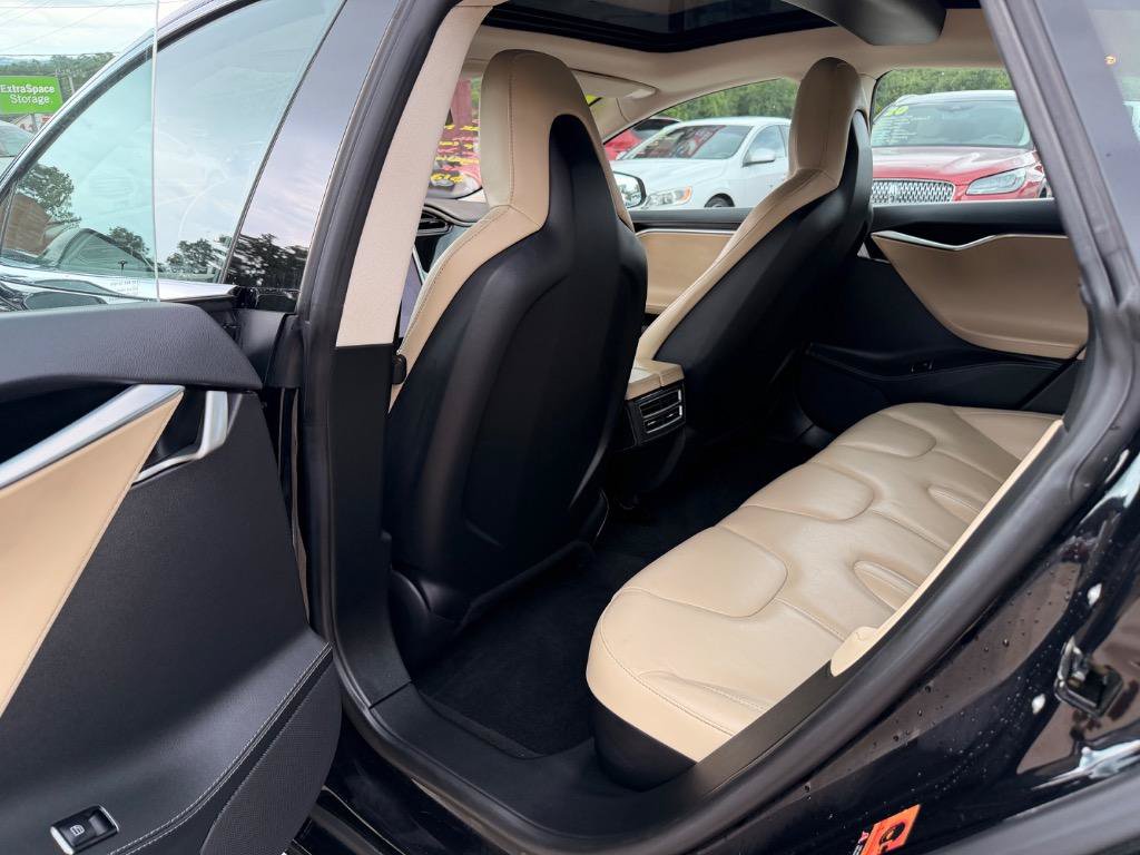 Used 2015 Tesla Model S 85D AWD/4WD image 7