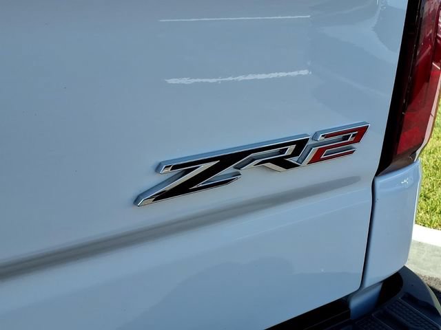 Used 2023 Chevrolet Silverado 1500 ZR2 w/ Technology Package AWD/4WD image 25