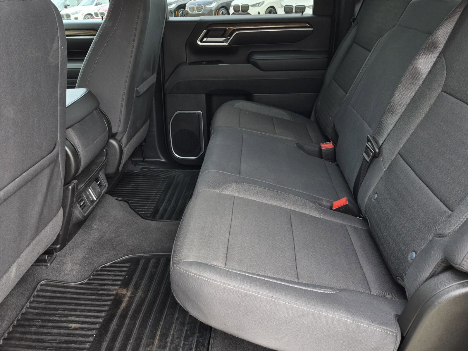 Used 2025 Chevrolet Silverado 3500 LT w/ Safety Package AWD/4WD image 20