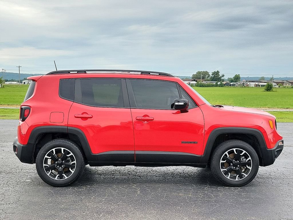 Used 2023 Jeep Renegade Latitude image 6