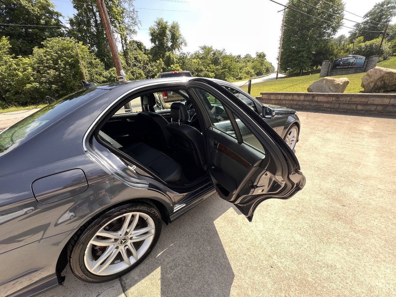 Used 2013 Mercedes-Benz C 300 4MATIC Sedan image 21