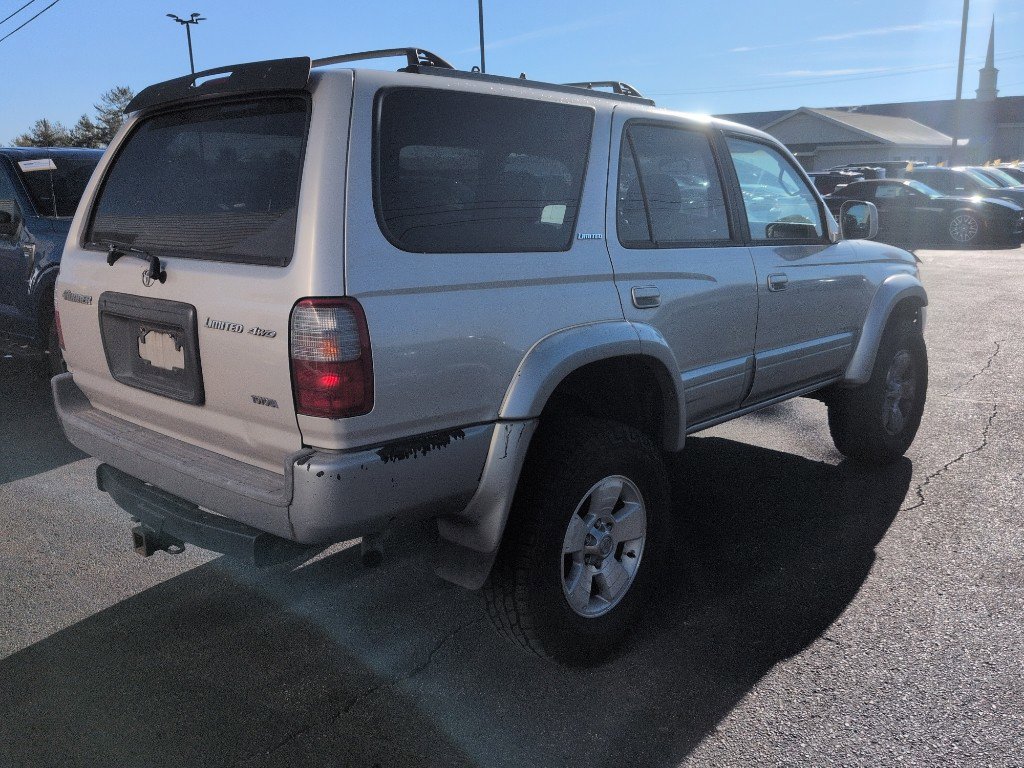 Used 2000 Toyota 4Runner Limited image 3