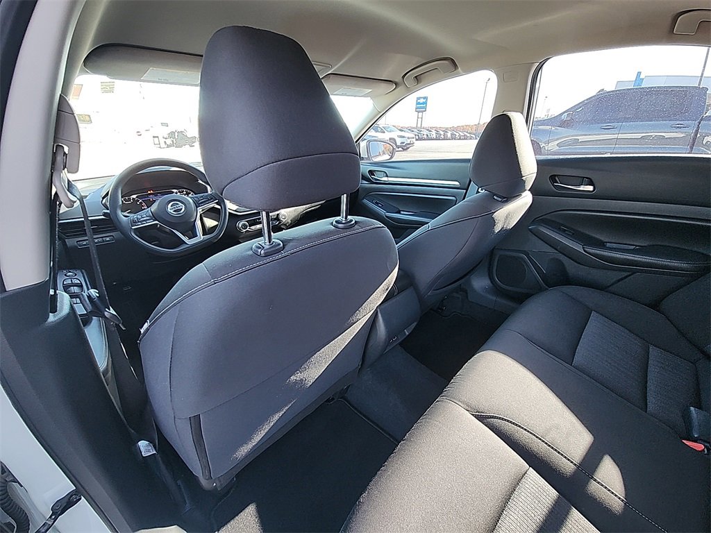 Used 2022 Nissan Altima 2.5 SV image 27