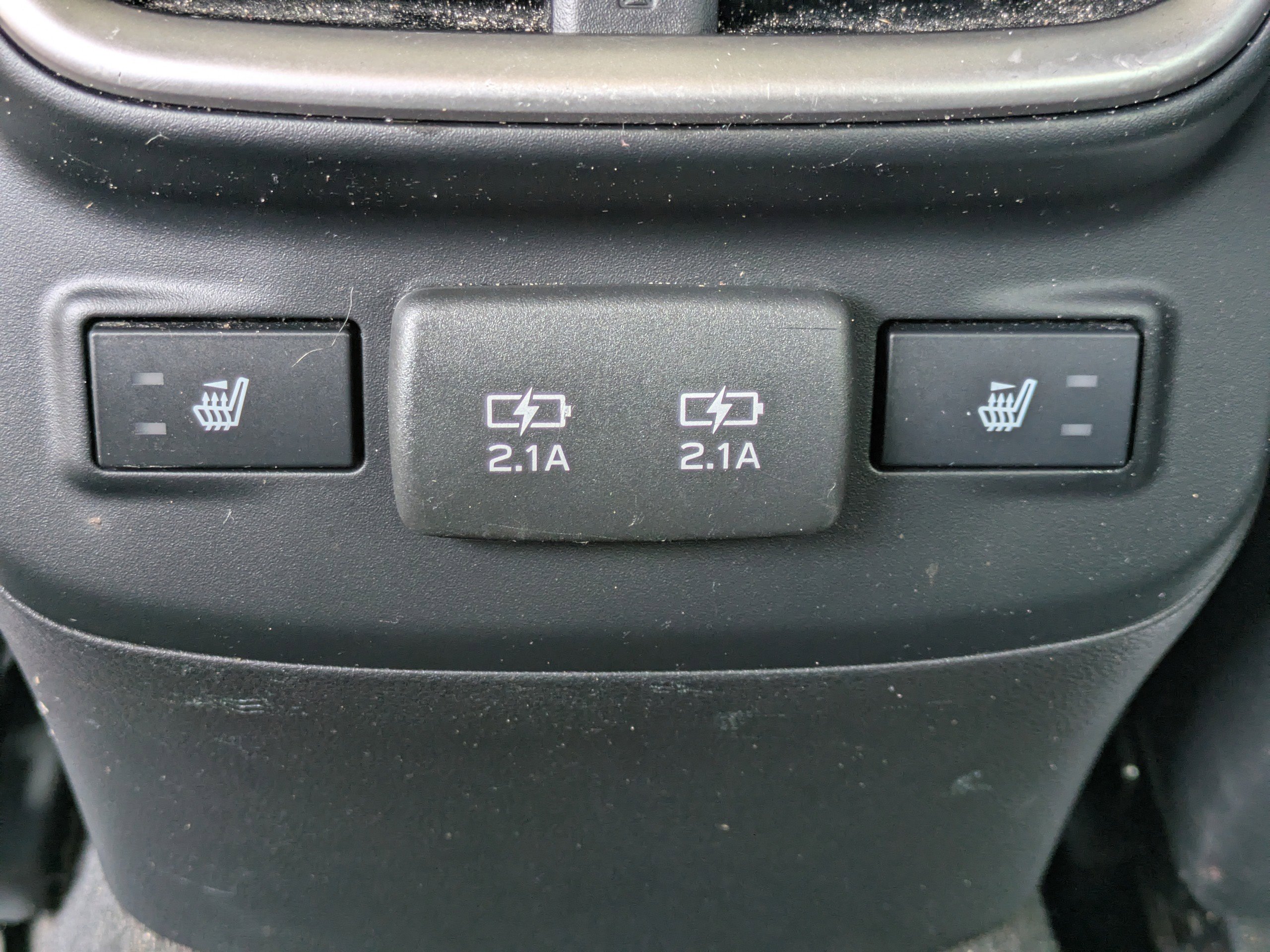 Used 2021 Subaru Outback Limited image 13