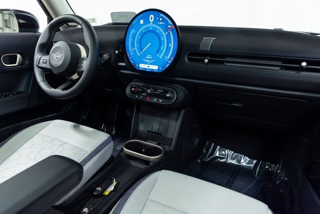 Used 2025 MINI Cooper S image 28