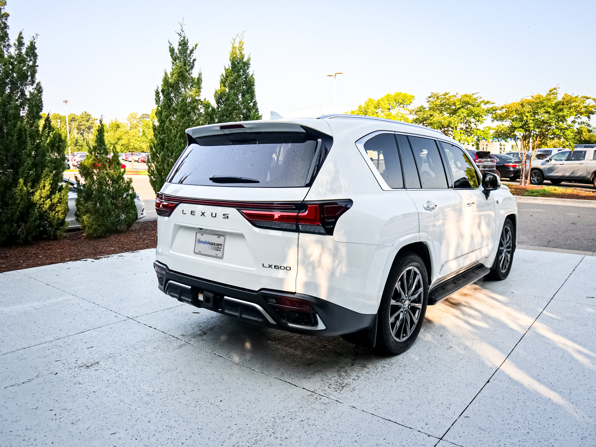 Used 2023 Lexus LX 600 F Sport w/ Accessory Package (Z1) AWD/4WD image 10
