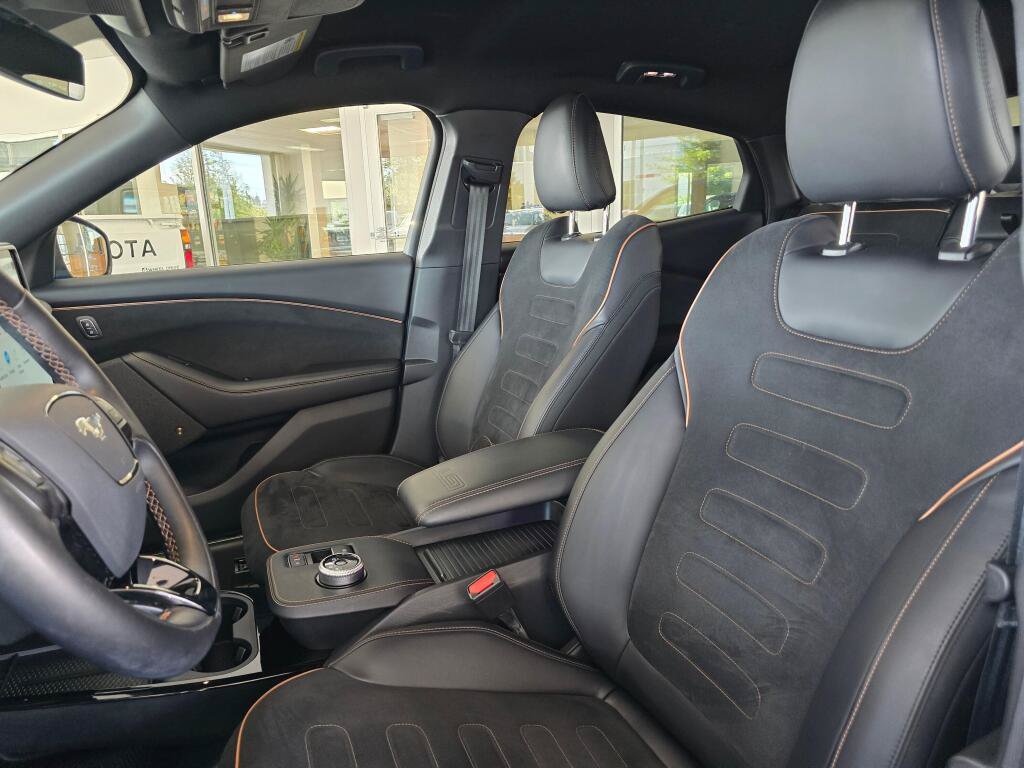 Used 2021 Ford Mustang Mach-E GT AWD/4WD image 17
