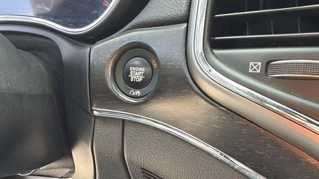 Used 2018 Jeep Grand Cherokee Limited AWD/4WD image 18