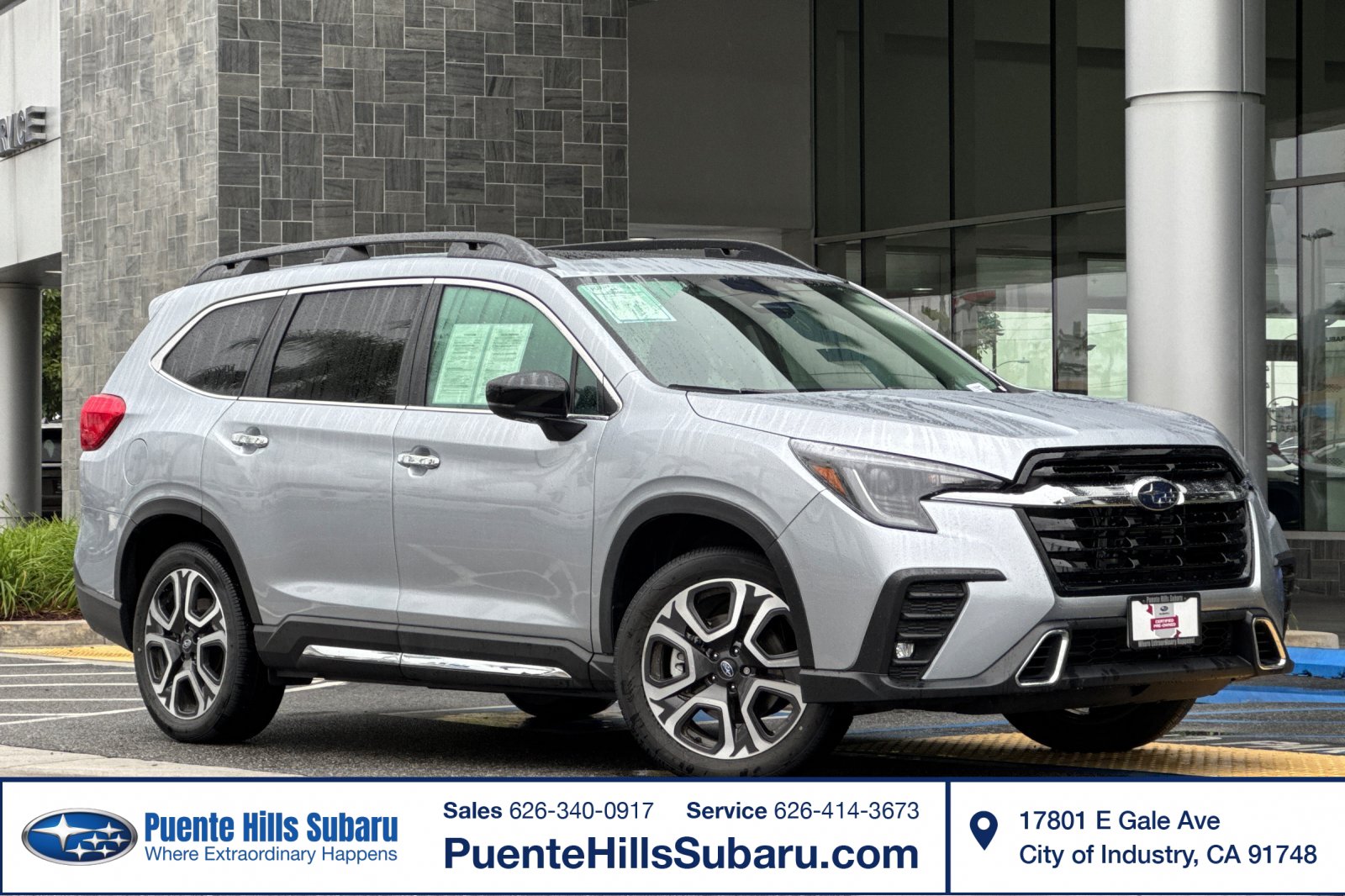 Used 2025 Subaru Ascent Touring w/ Popular Package #2