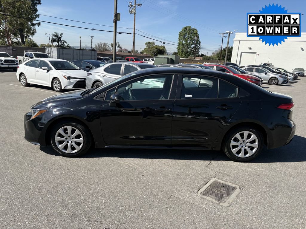 Certified 2025 Toyota Corolla LE image 2
