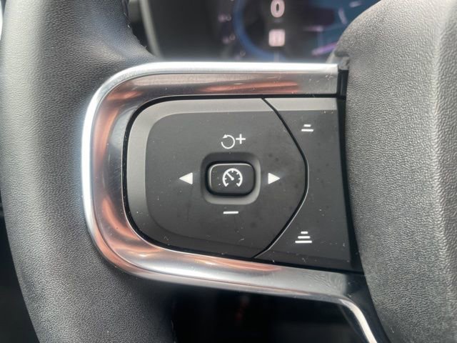Certified 2023 Volvo XC40 Recharge Ultimate w/ Protection Package Premier image 17