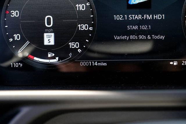 New 2026 Land Rover Defender 110 X-Dynamic SE AWD/4WD image 23
