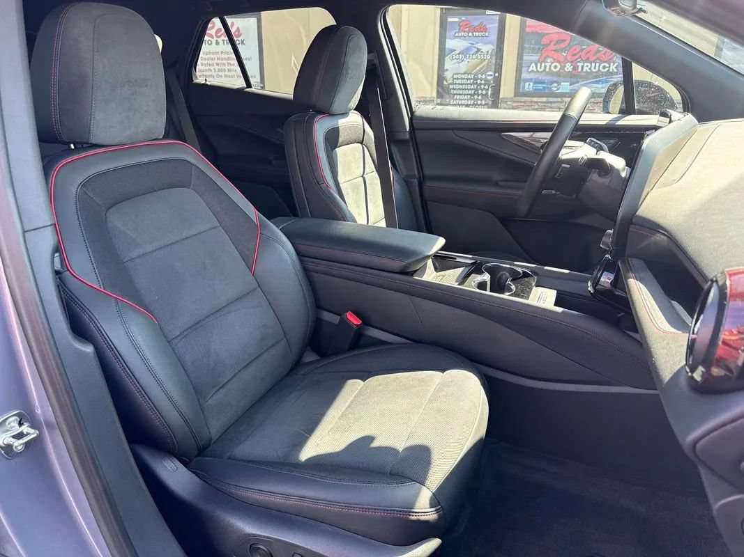 Used 2024 Chevrolet Blazer EV RS AWD/4WD image 40