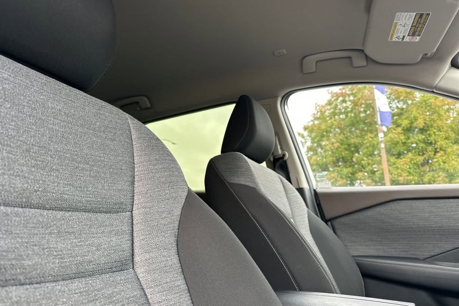 Used 2023 Nissan Rogue SV image 18